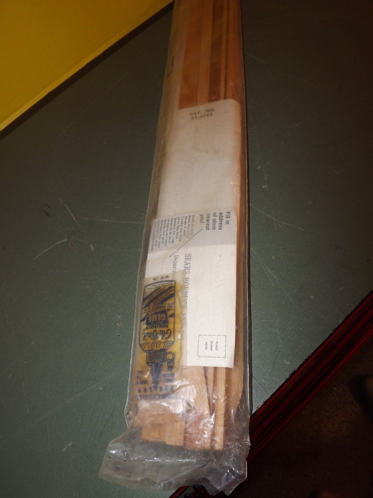 Frank Edwards & Co - Stretcher Frame for Creative Stitchery #25-4845 -NIP