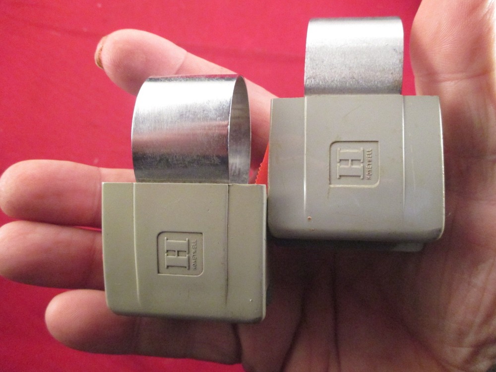 X2 Honeywell Quick Release Flash Brackets