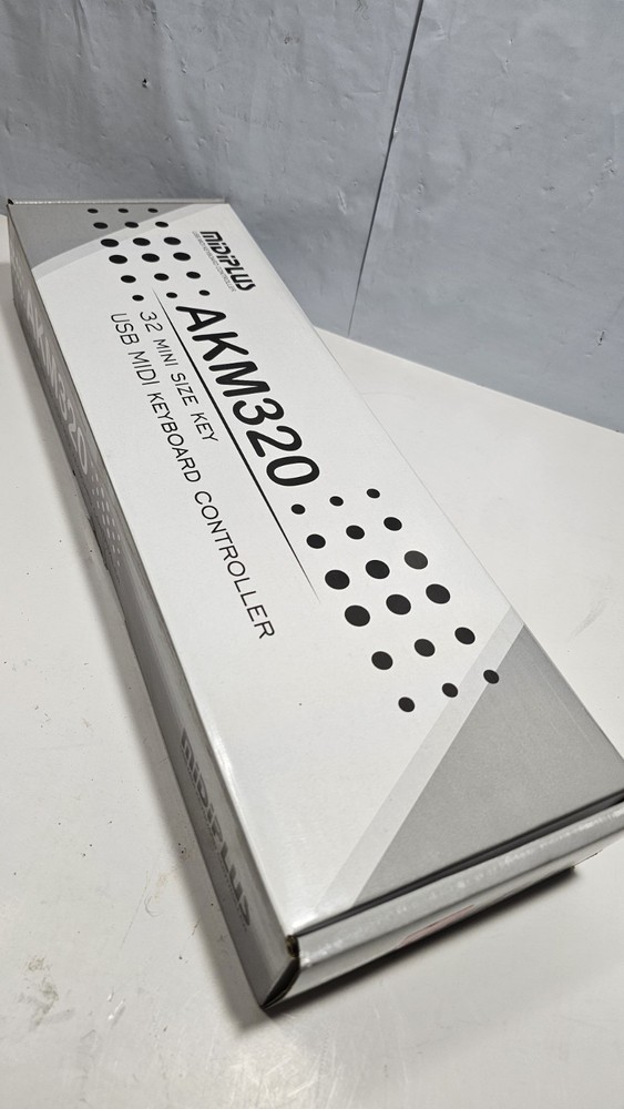 Midiplus AKM320 Midi Keyboard Controller New