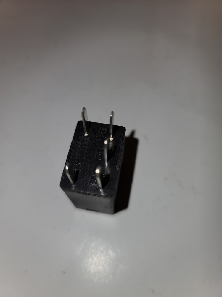 Standard RY484 5 Prong Relay