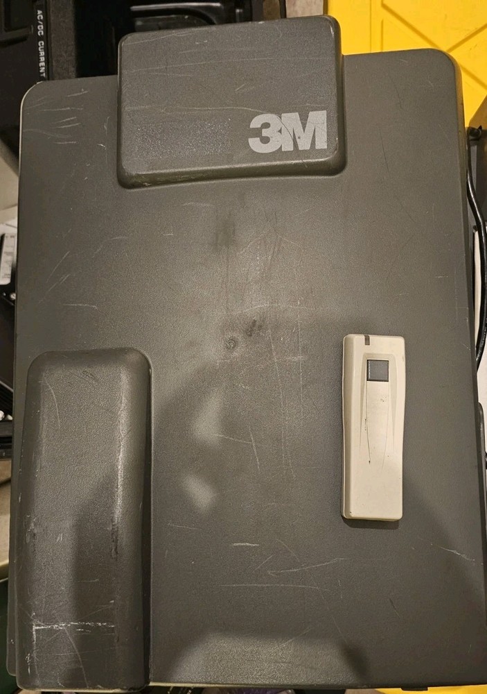 3M 2770 Overhead Projector