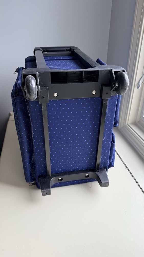Stella and Dot Spinner Rolling Case. All Purpose For Crafts, Sewing, Art.