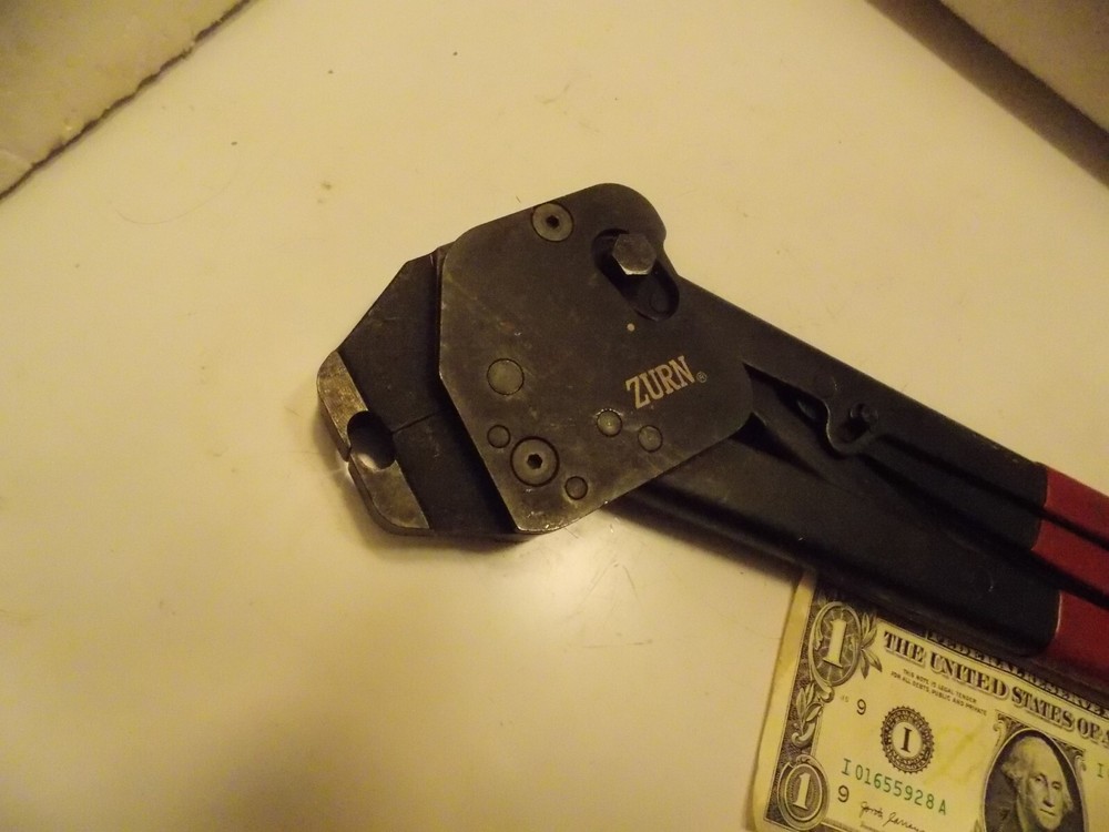 Zurn PEX Quickclamp Crimp Ring Tool Medium QCRTQCM