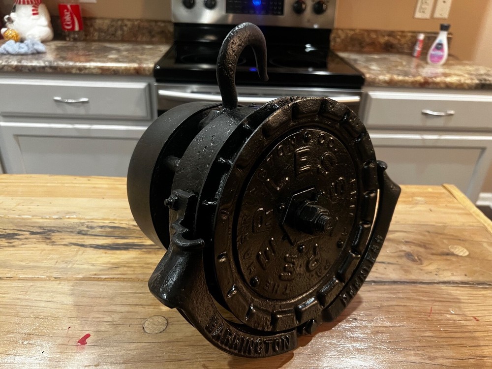 Vintage Peerless 1/2 Ton Pulley System