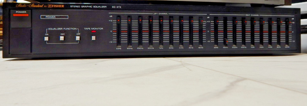 Fisher Studio EQ-273 Standard 9-Band Stereo Graphic Equalizer Working-**Read**