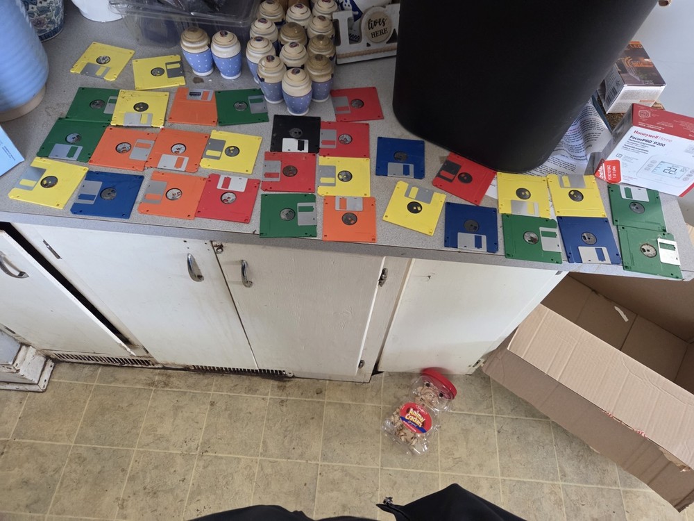 31 Dirty Used Floppy Disk Lot Untested