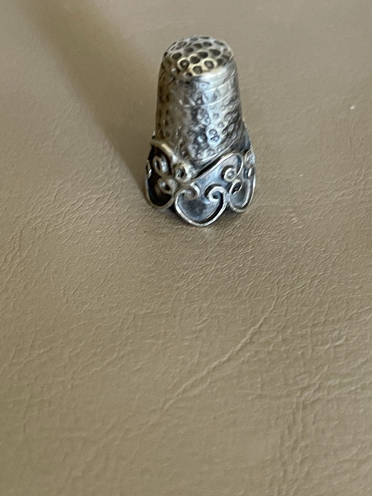 Vintage Sterling Silver Thimble (W23)