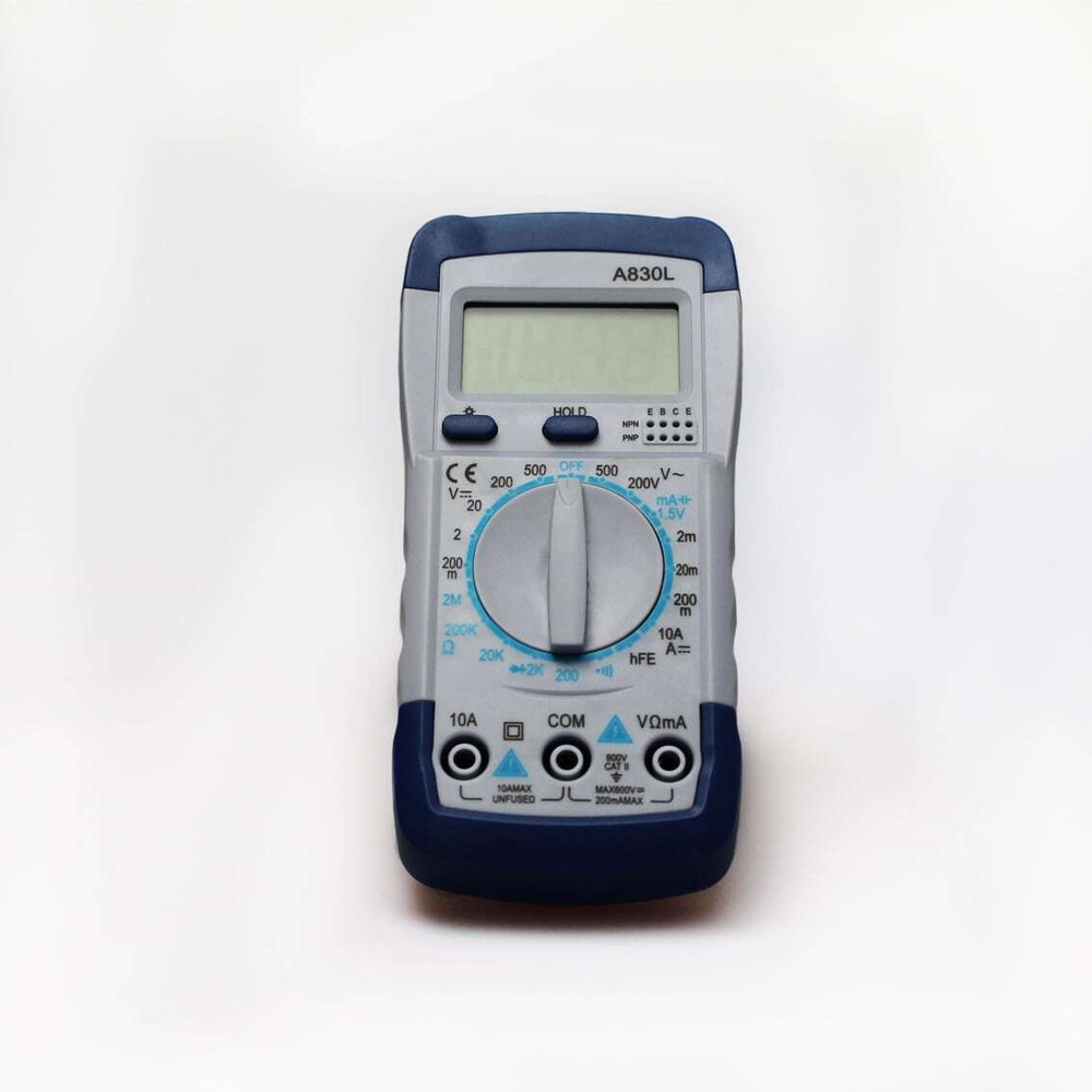 Digital Multimeter with Backlit LCD Display