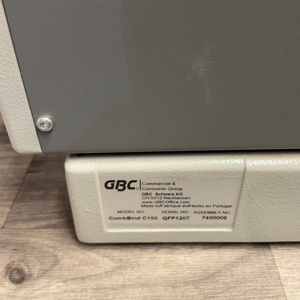 GBC CombBind C150 Heavy Duty Comb Binding Machine - EXCELLENT Condition