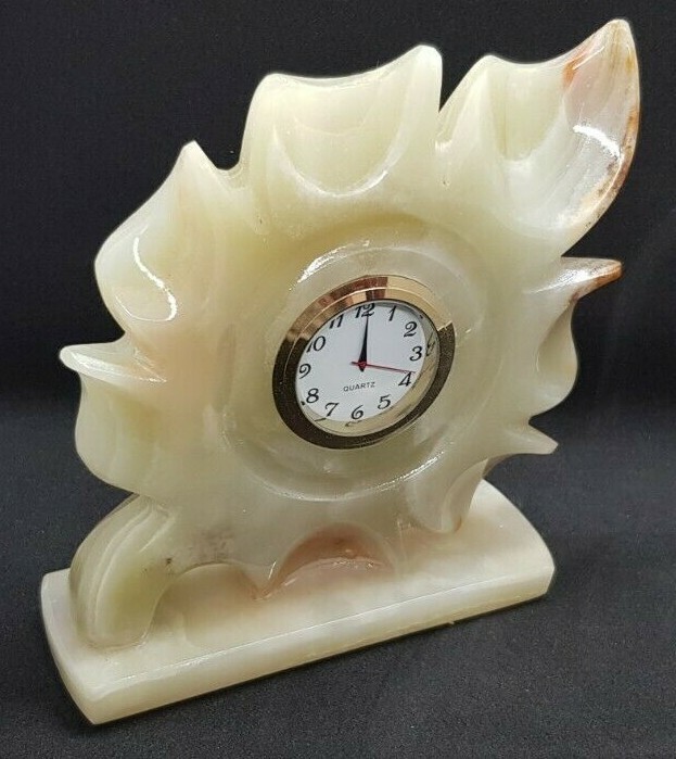 GREEN ONYX HANDCRAFTED, MAPLE LEAF CLOCK, HEIGHT - 6"