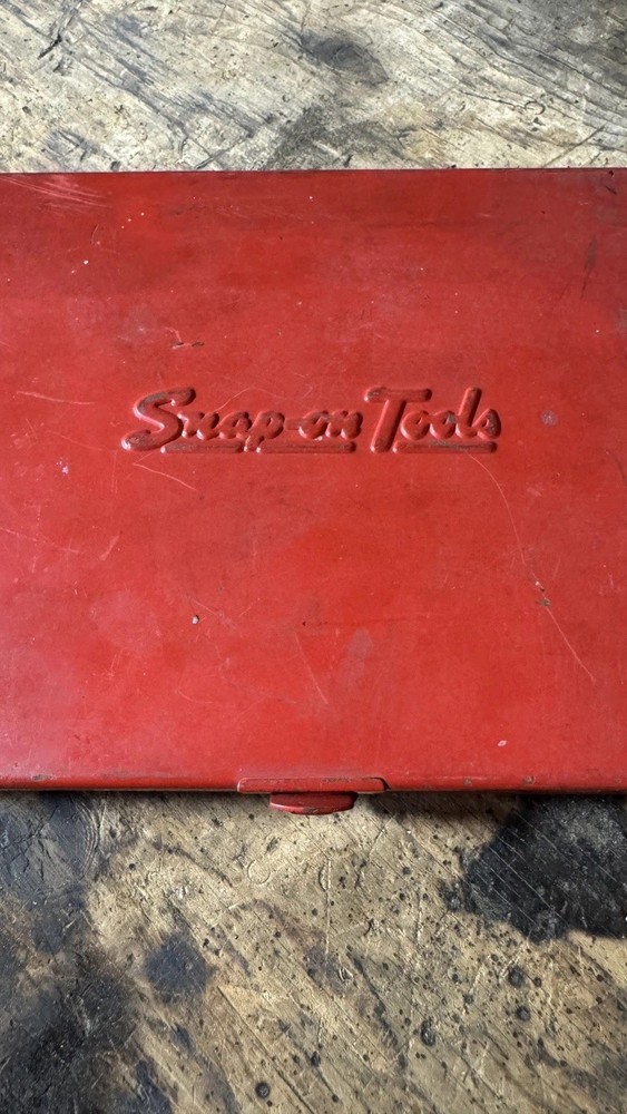 Vintage Snap On Tools KRW-140 Metal Case