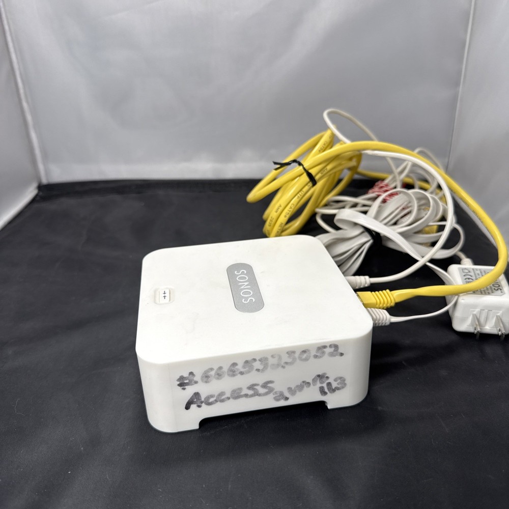 Sonos Bridge Wireless excellent condition with original power supply