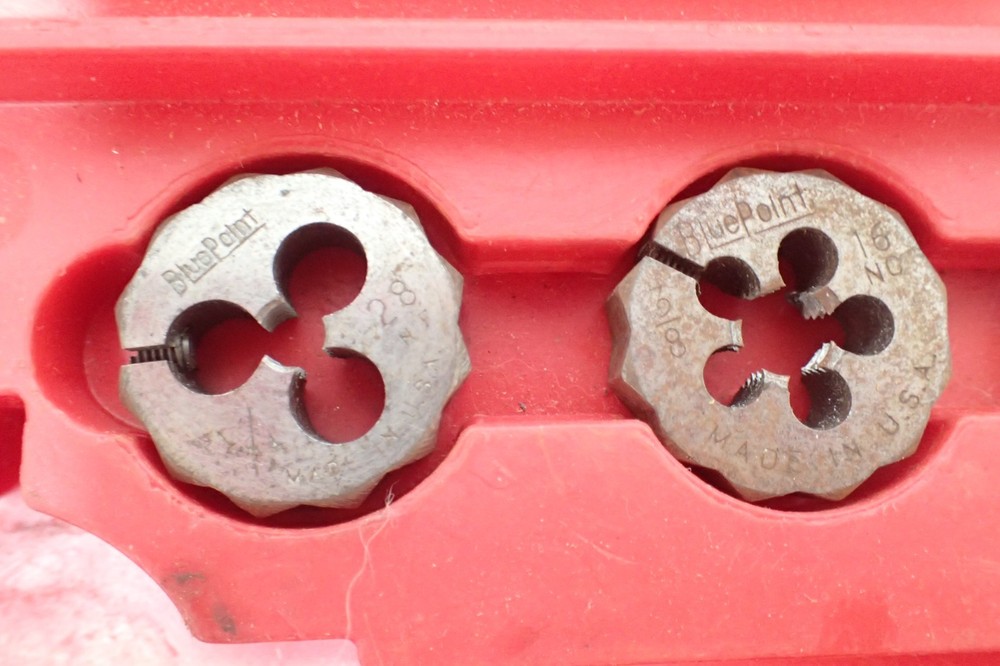 Snap on blue point TD2425 tap and die set (Missing components)