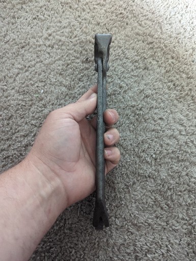 Vintage Champion Nipper Nail Puller