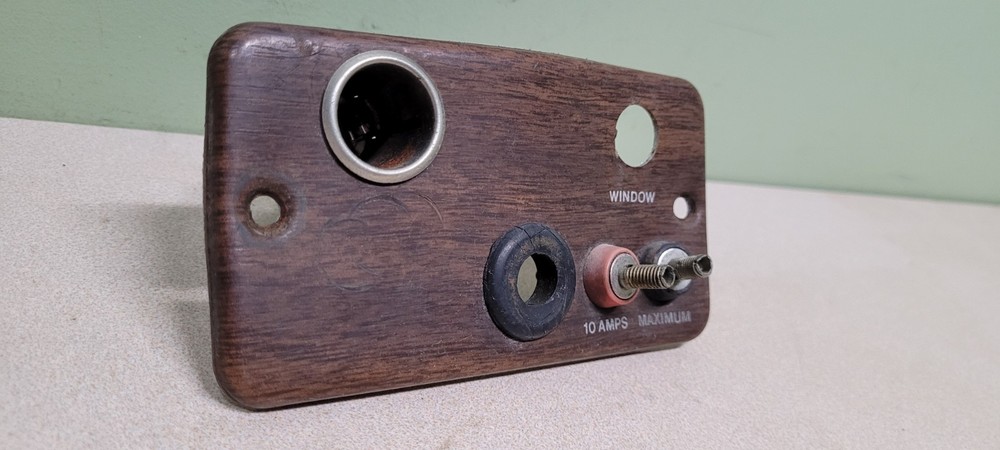 1990s fld freightliner lower right dash panel with lighter 22 26149 0