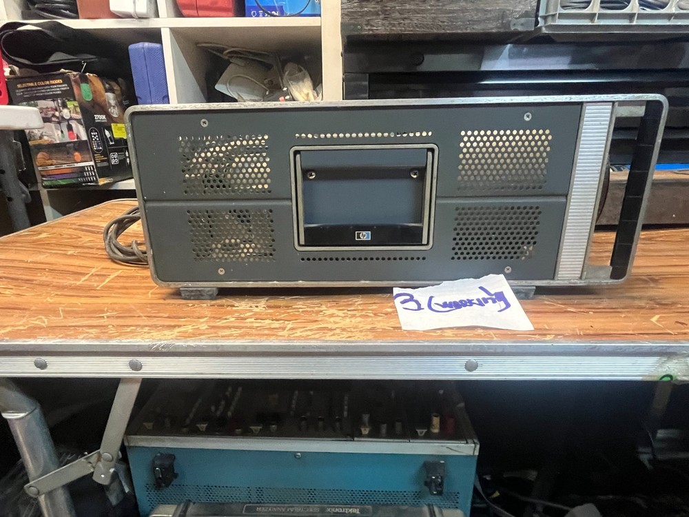 HP Hewlett-Packard Oscilloscope Model 120B - Powers on but untested.