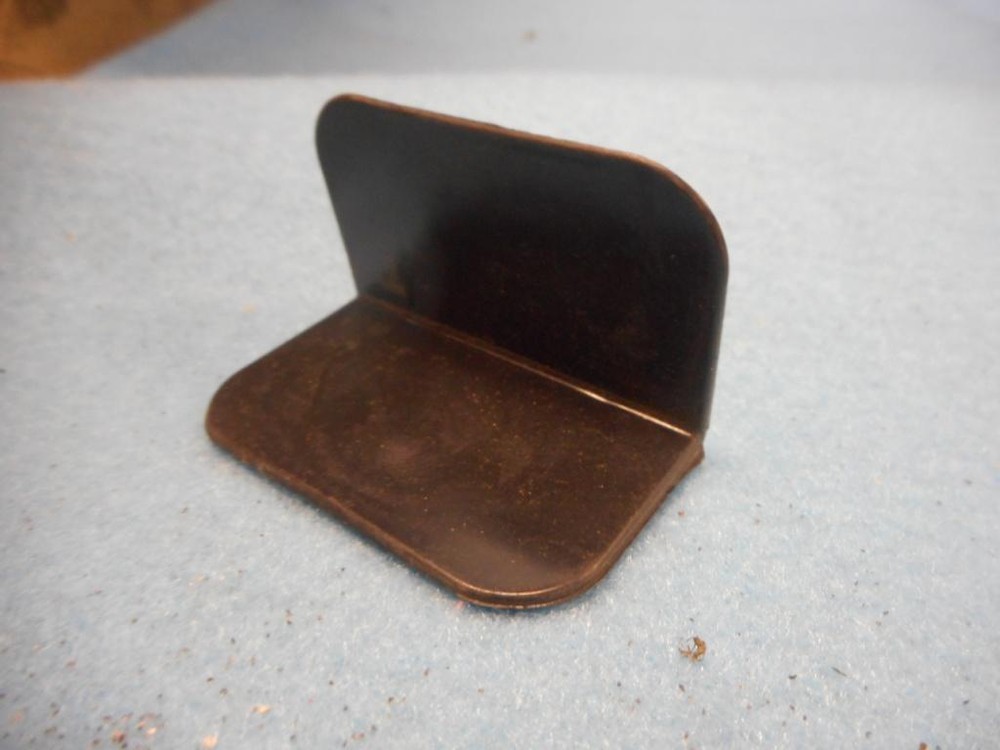 BLACK EDGE PROTECTORS APPROX. 2000