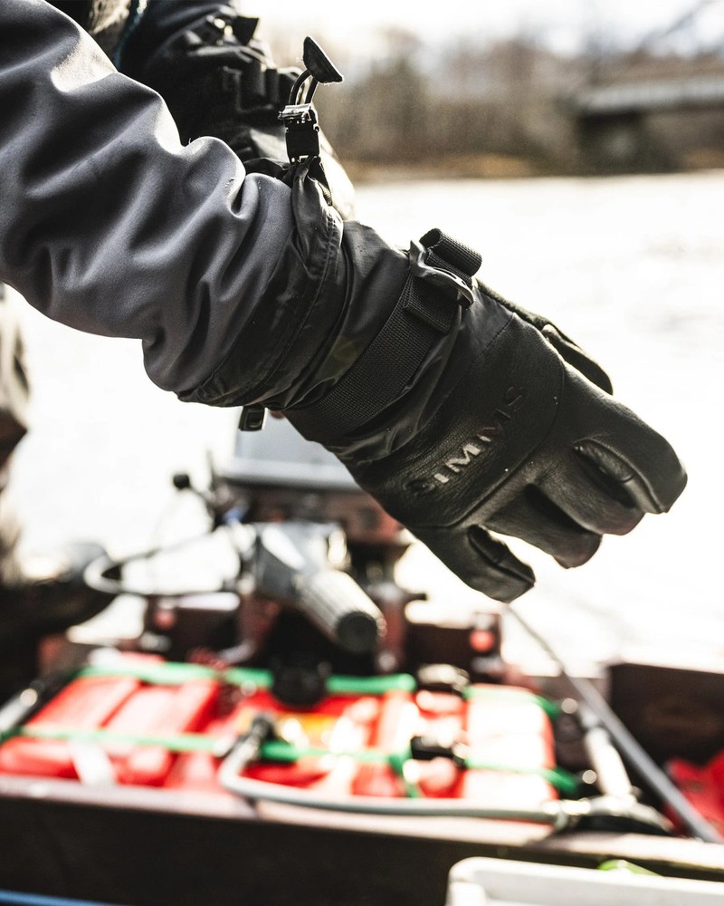 Simms Guide Insulated Glove Black