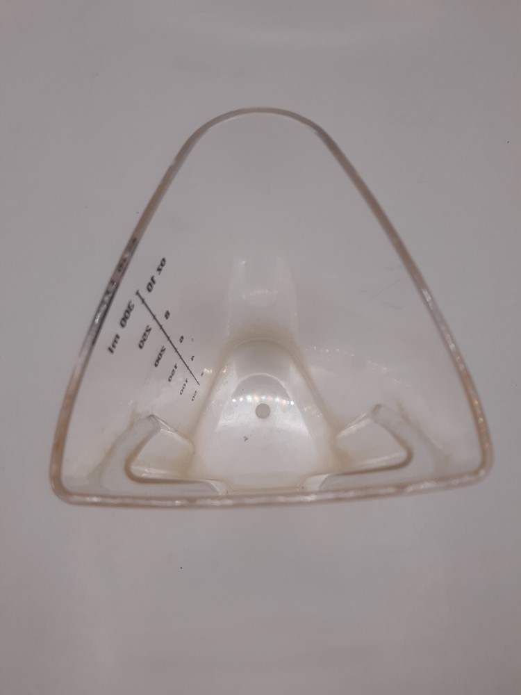 Black & Decker Juicer JE2200B ~ Replacement Part ~ Juice Container