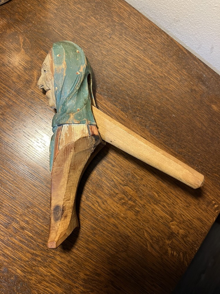 Exquisite Vintage Antique Folk Art Nut Cracker