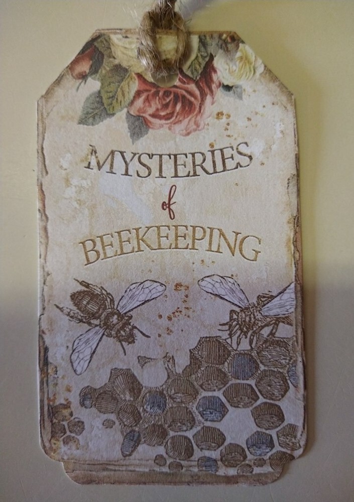 Handcrafted Gift Tags - Vintage Bees 6/set