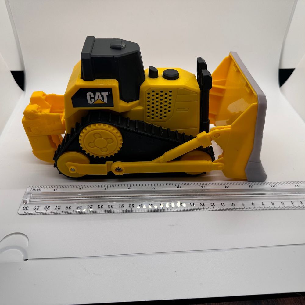 CAT TOUGH MACHINES BULLDOZER