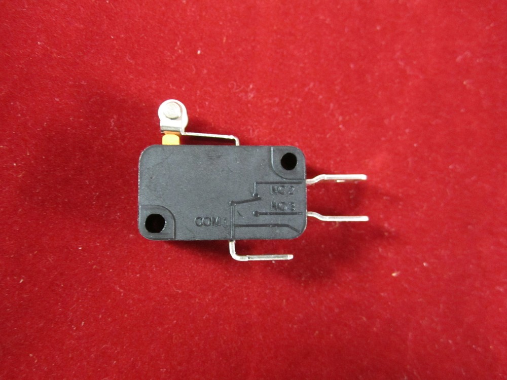 Micro Switch (Tend) TMV164-C; 16A Short Roller Type; (1C bottom terminal #250)
