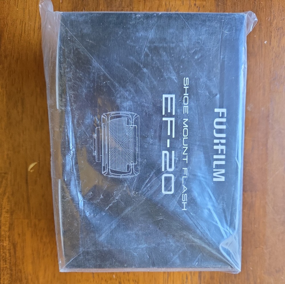 Fujifilm EF-20 Shoe Mount Flash Black