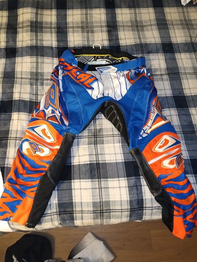 Size 38 Pants Xl Jersey Great Condition With Extra Padding With Leather