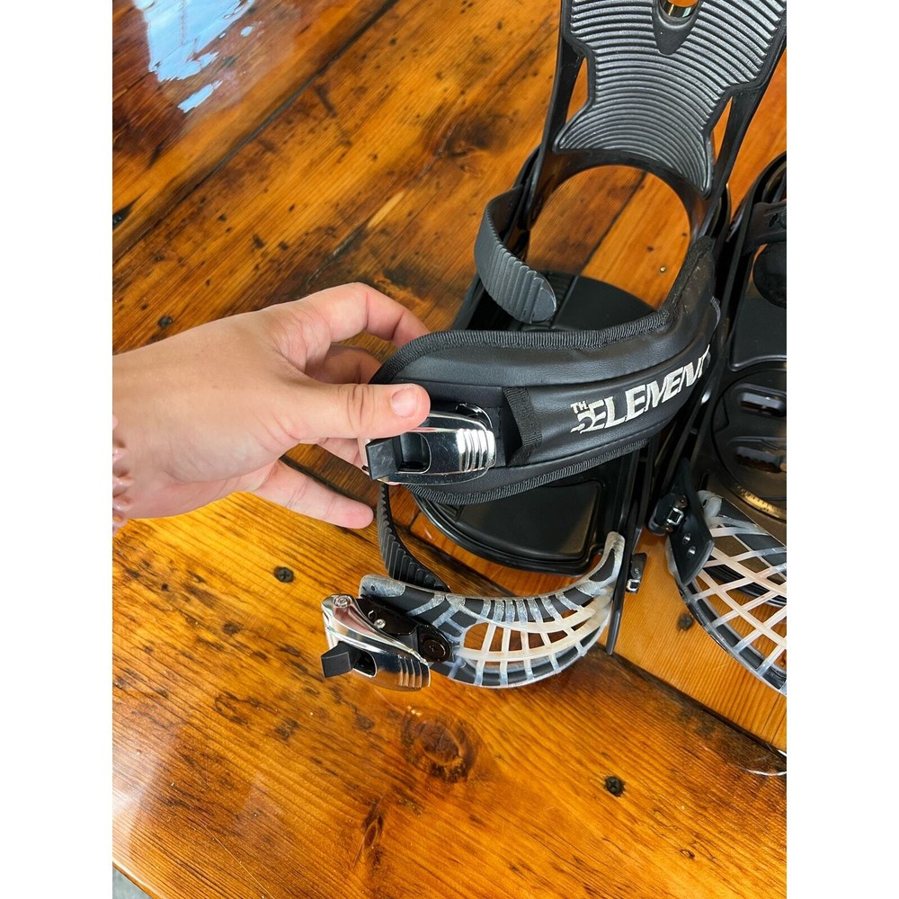 5th Element Stealth 3 Bindings Black and silver