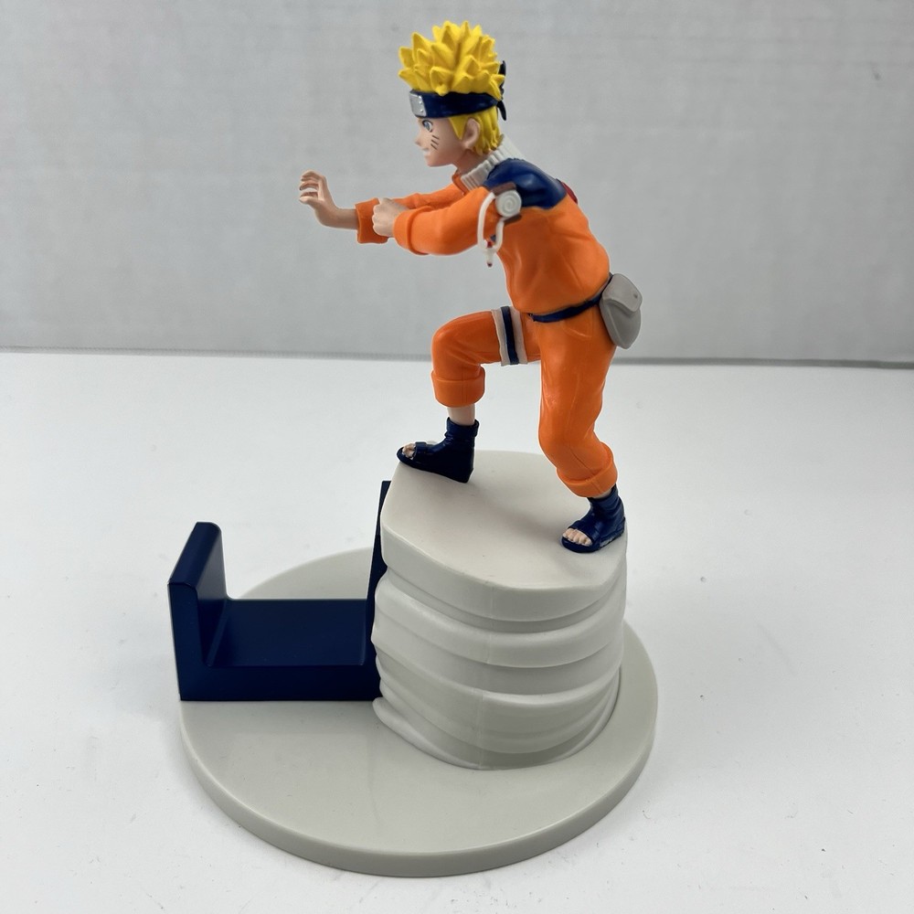 Vintage Naruto Gaming Controller Stand Great Condition
