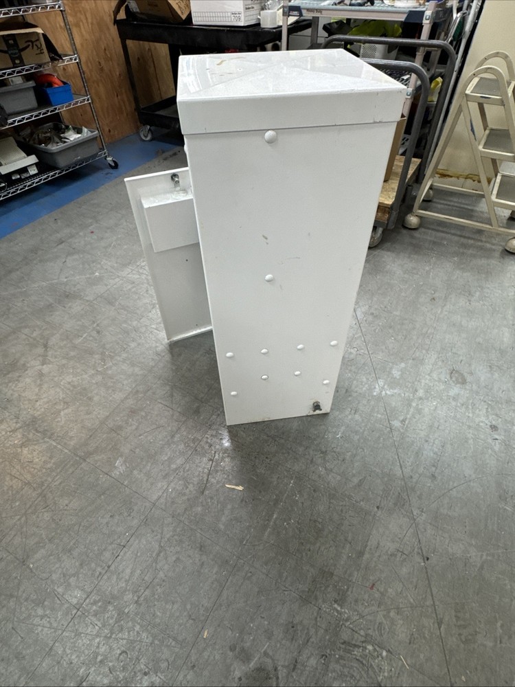 DoorKing Inc. 1601-080 Barrier Gate
