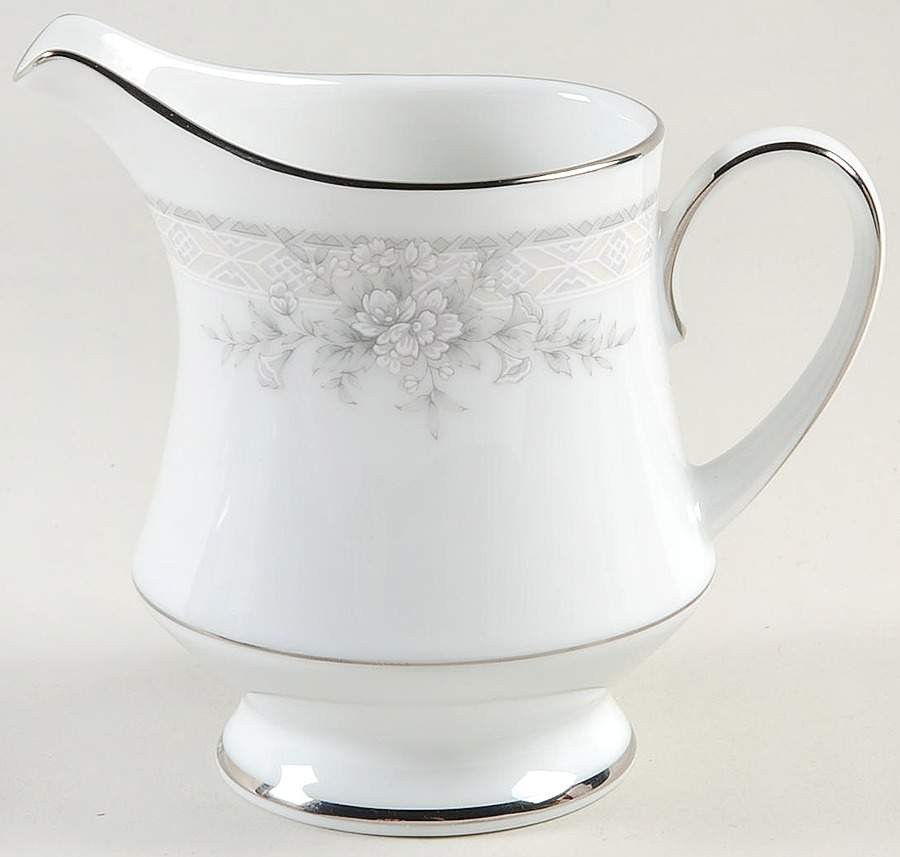 Noritake Sweet Leilani Creamer 469007