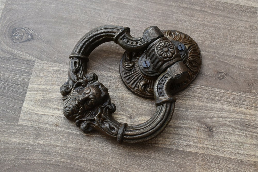 Vintage Cast Iron Victorian Face antique Door Knocker Handle Knob Pull Ring
