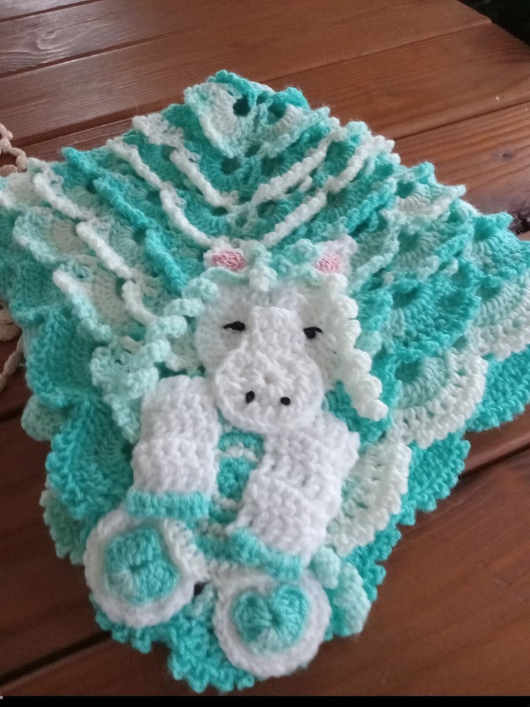 Crochet Baby Blanket with Pegusus Applica