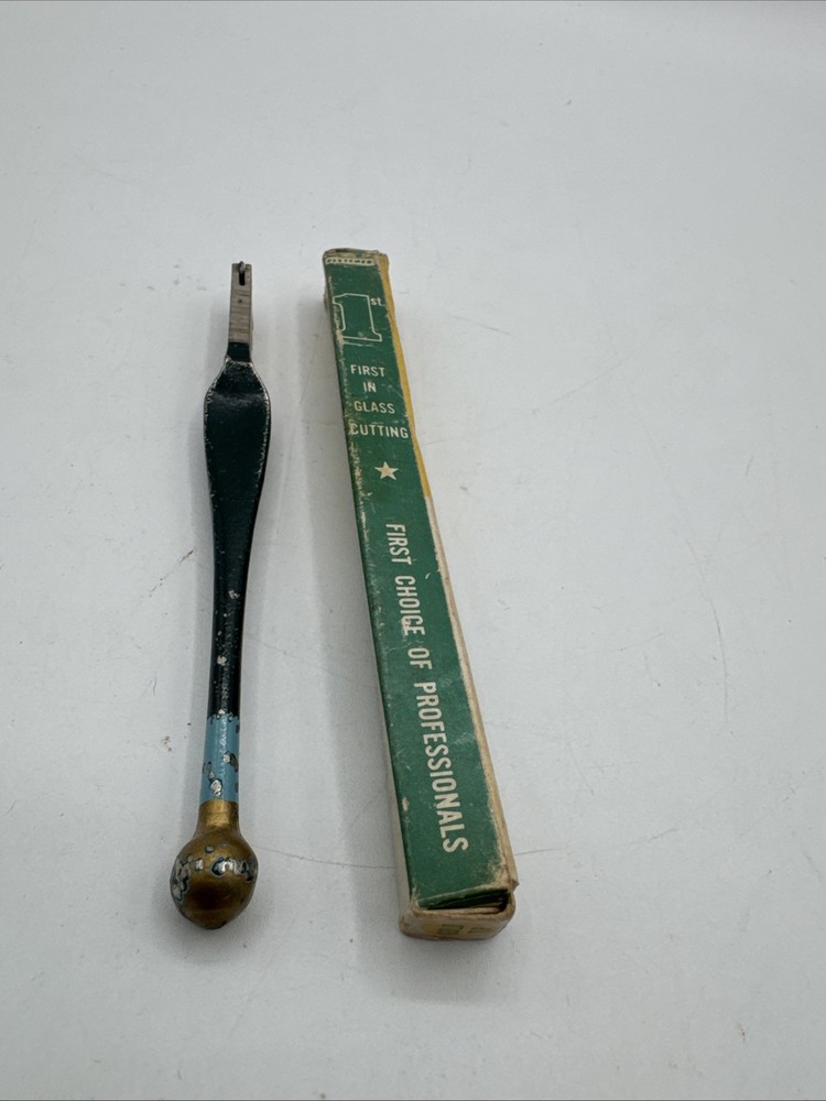 Fletcher Vintage Glass Cutter