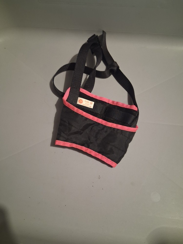 Spot Brand, Lined Nylon Muzzle, Black/Pink Size  5XL