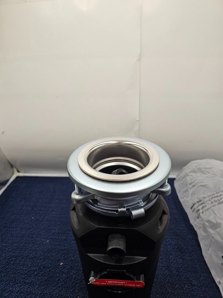 Maintenance Warehouse 113744 1/3 HP Food Waste Disposer w/ Installed Power Cord