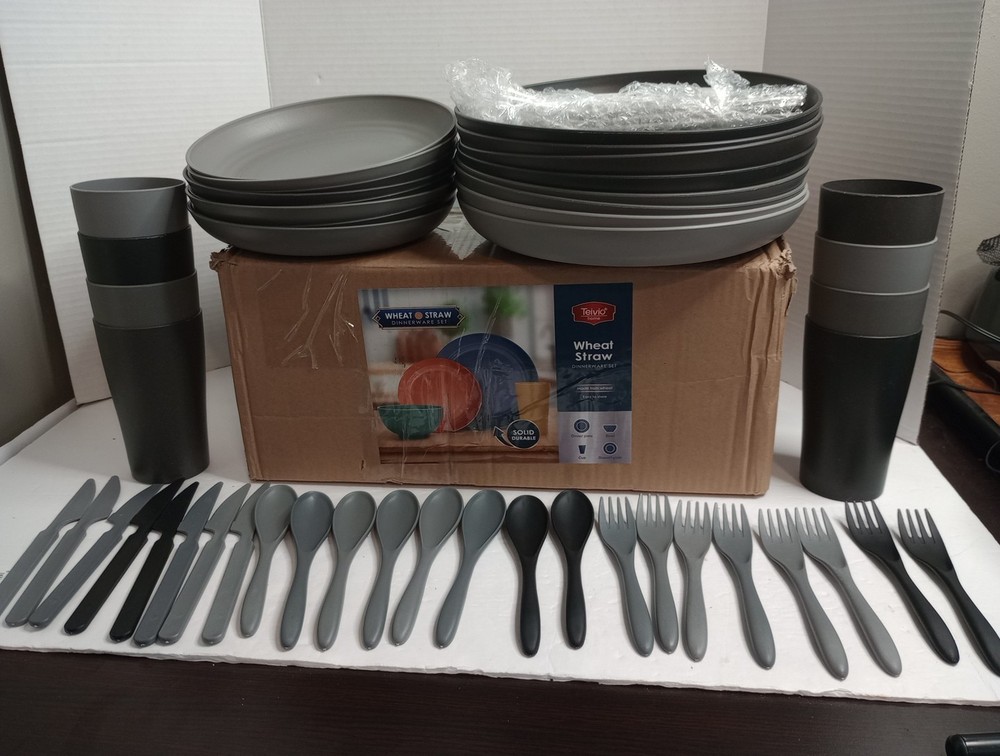 Telvio Wheat Straw Camping Dinnerware Set Setting for 8 W/ Utensils New