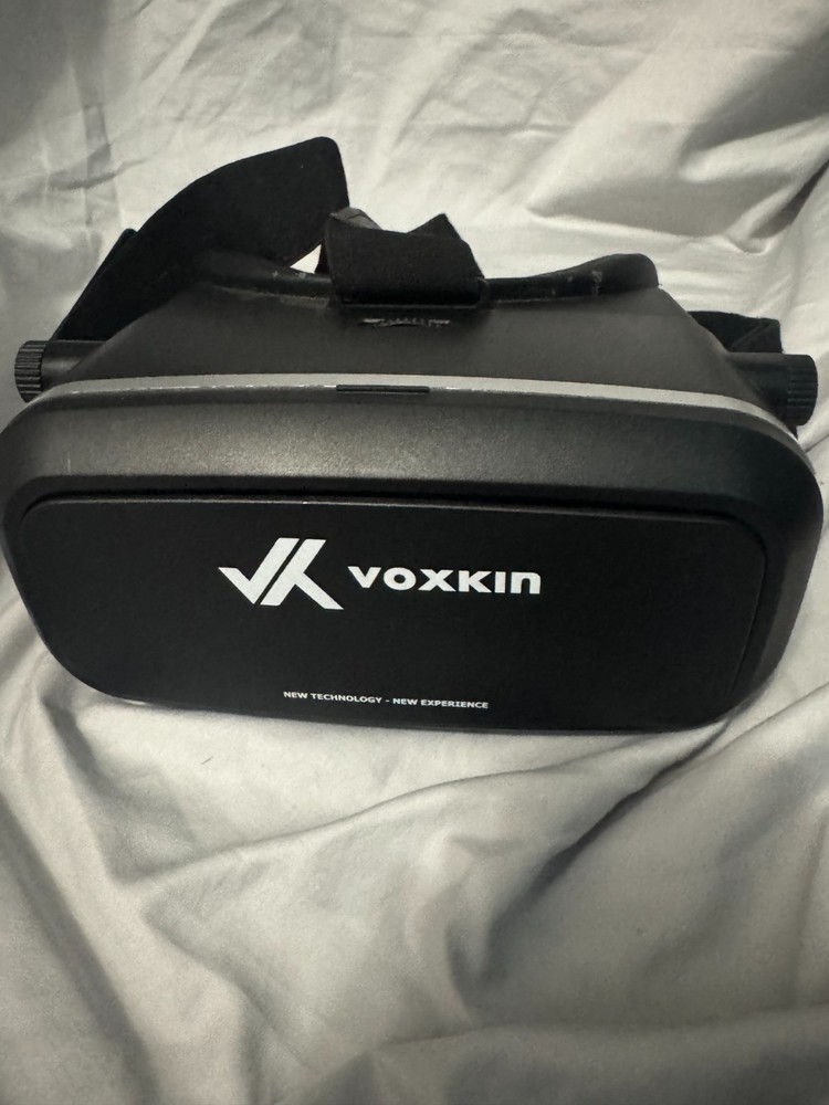 VOXKIN VIRTUAL REALITY HEADSET VR GLASSES HIGH DEFINITION- See Description