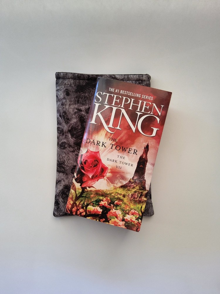 Black and Grey Swirl Book Sleeve