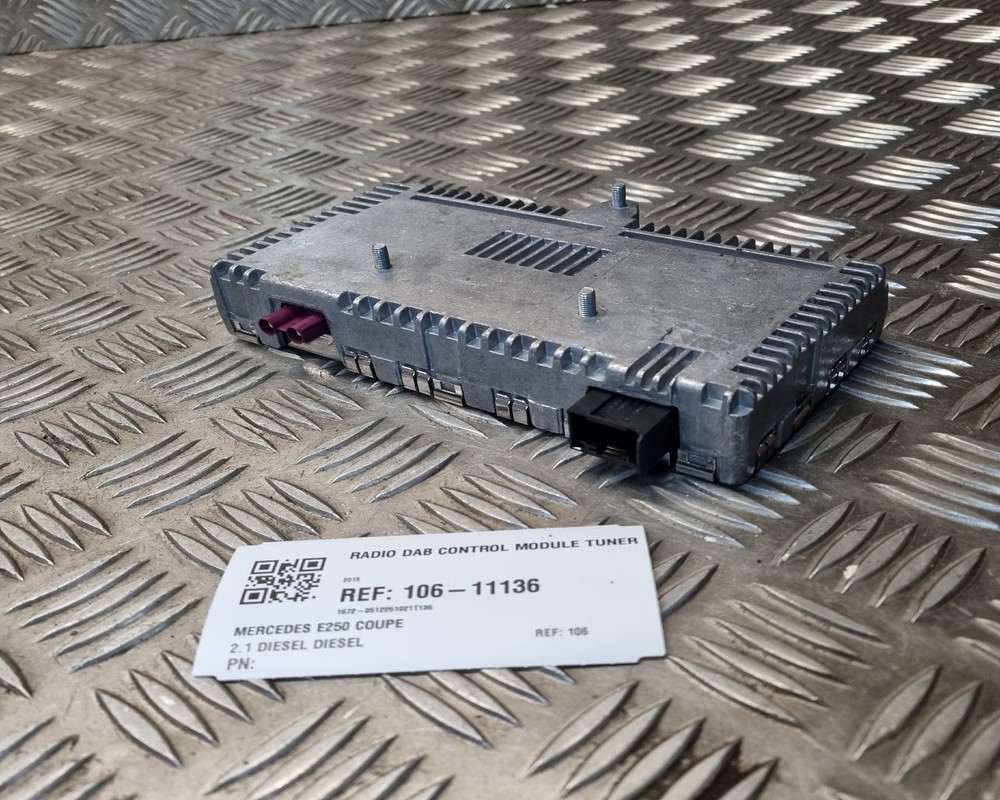 Mercedes E250 Coupe 2015 Radio Dab Control Module Tuner