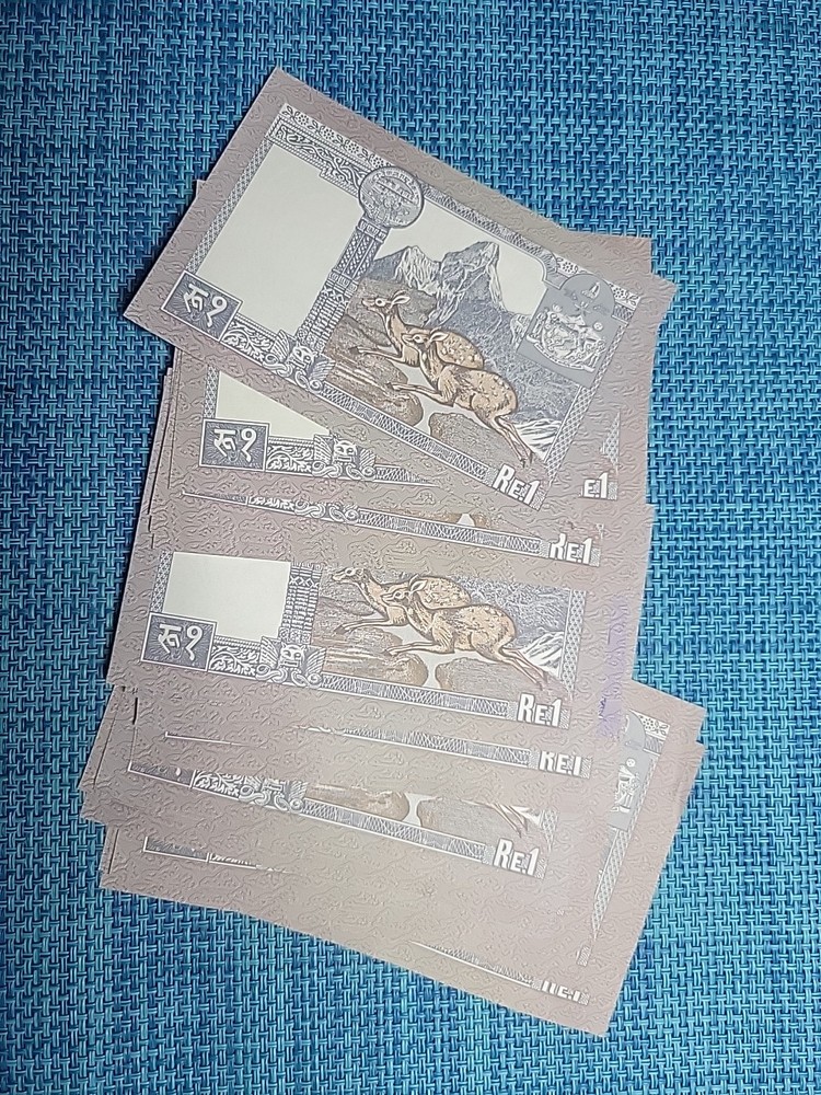 🇳🇵Nepal 1 rupee 2000 UNC P-37 Banknotes (EACH) 021725-4