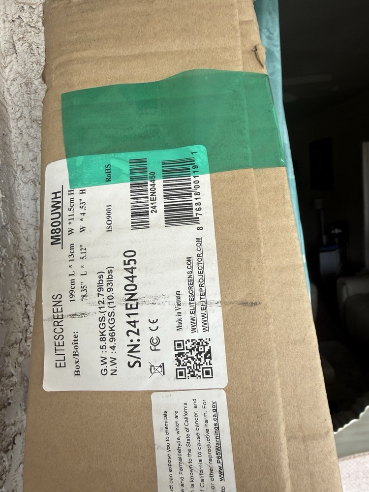 M80UWH Projection Screen