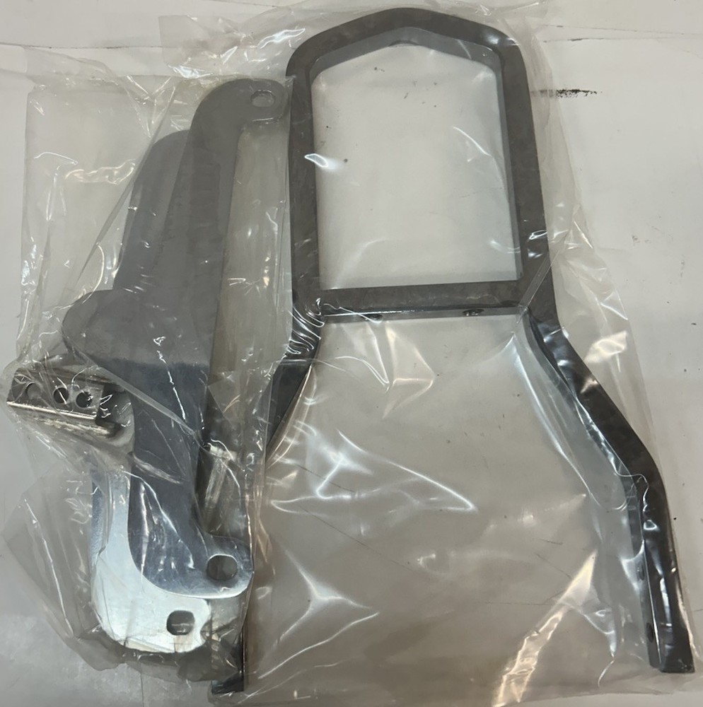 #7137 Short Sissy Bar For FXE 73-84