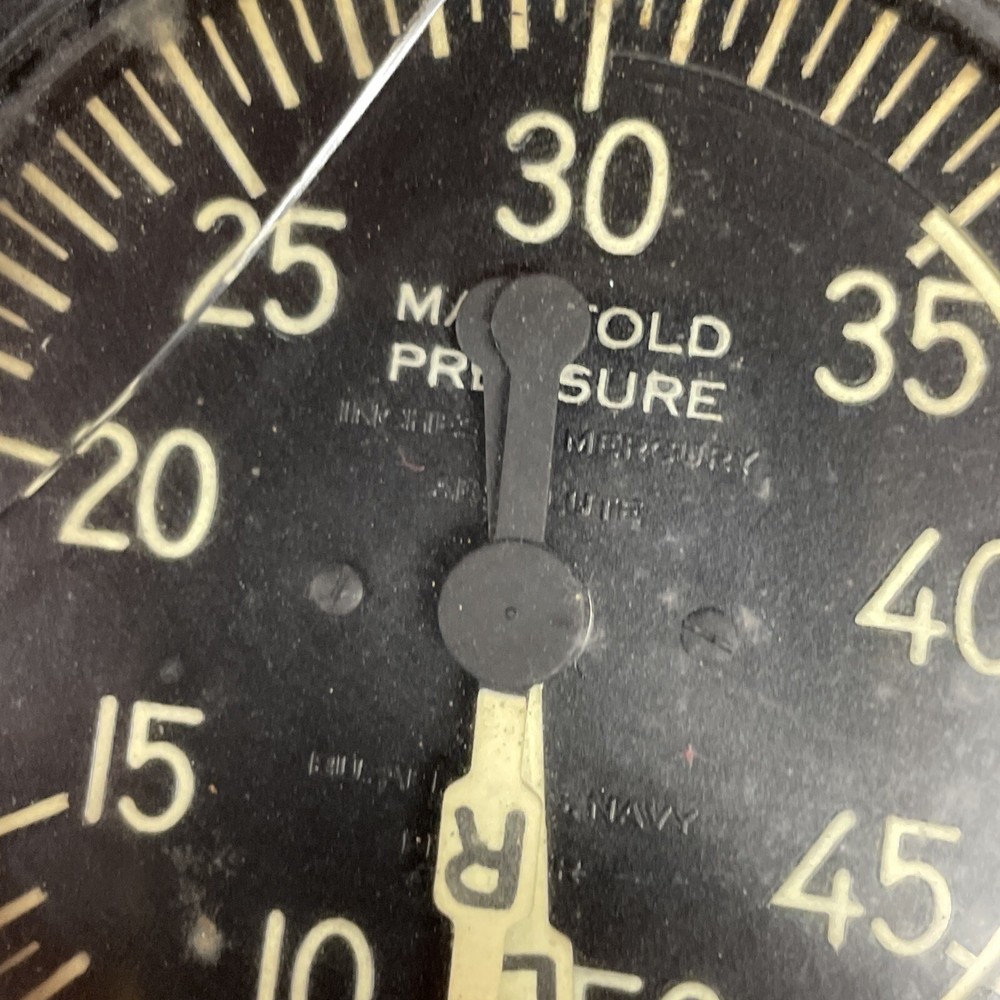 Airplane Manifold Pressure Gauge Indicator