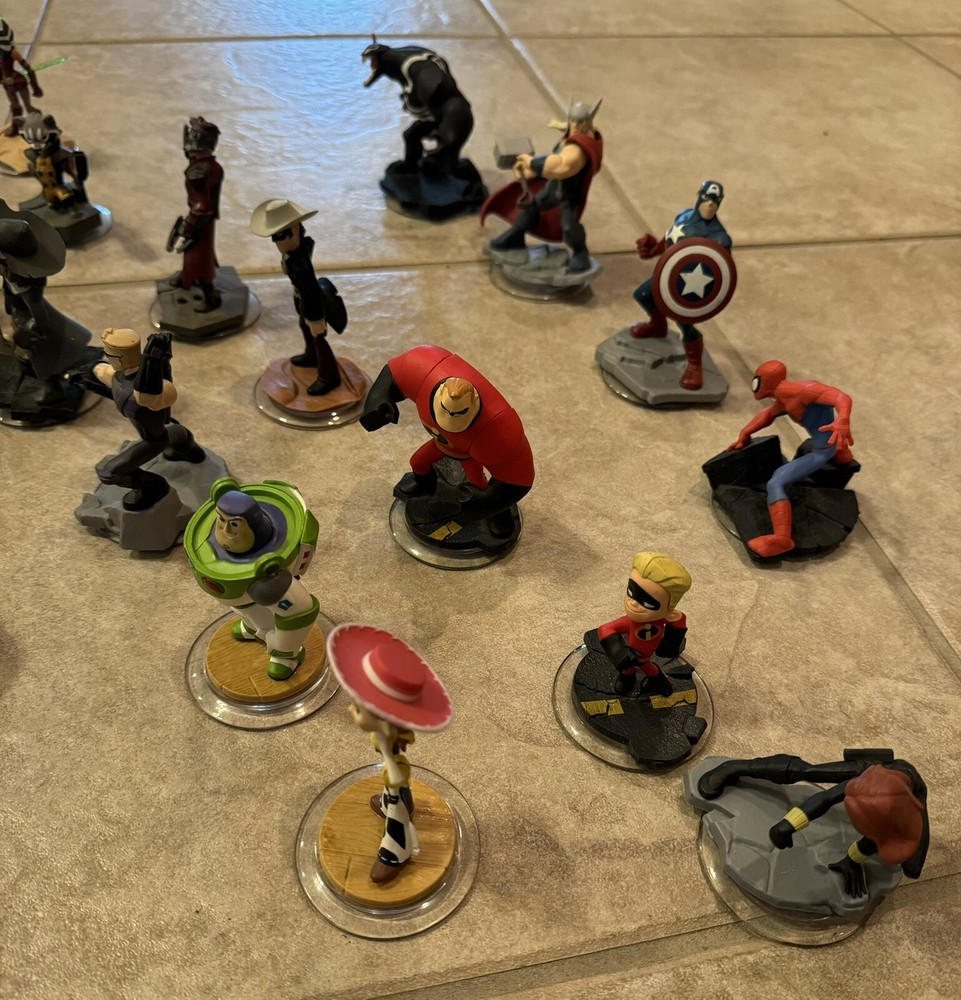Disney Infinity Figures Huge Mixed Lot 40 Pieces **Read Description