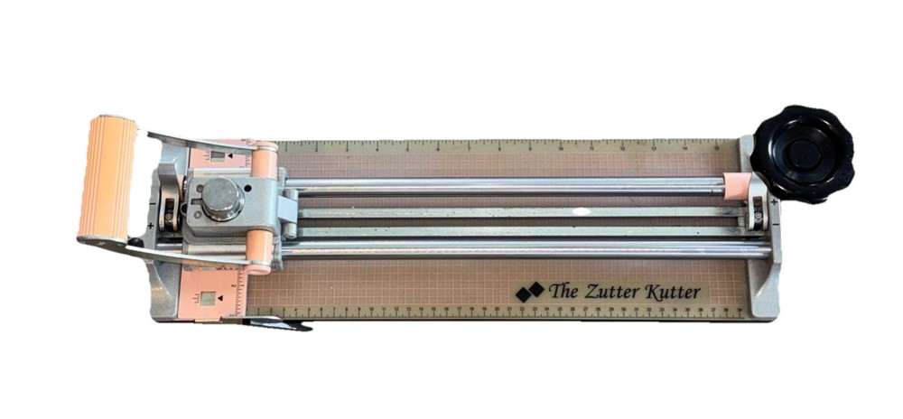 Zutter Kutter Heavy Duty Craft Cutter-Cuts Chipboard Cardboard Pre-owned No Box