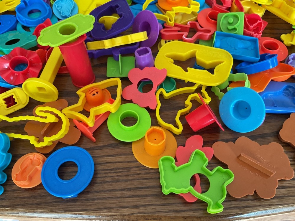 🔥165 PCS-Play-Doh Accessories Tools Cutters Molds Rollers Huge Lot NICE!!!