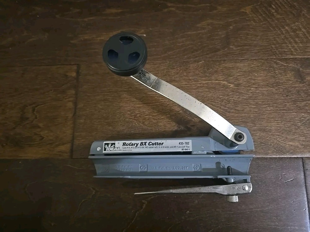 Ideal 35-782 Rotary BX Cutter